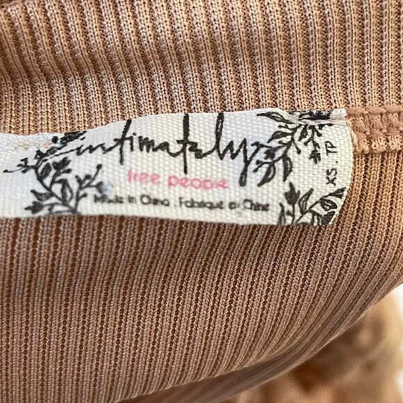 INTIMATELY FREE PEOPLE on your side tan ribbed ruched bodysuit size xs - Picture 7 of 9